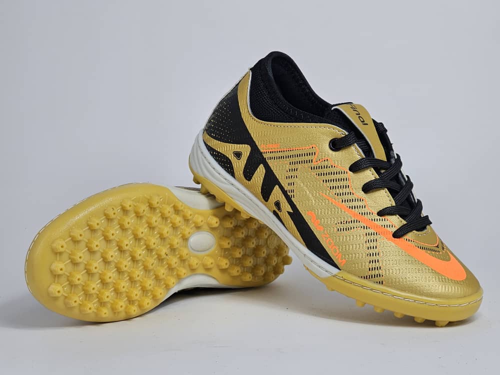 نایک ایر چمن مصنوعی میانه و بچه گانه